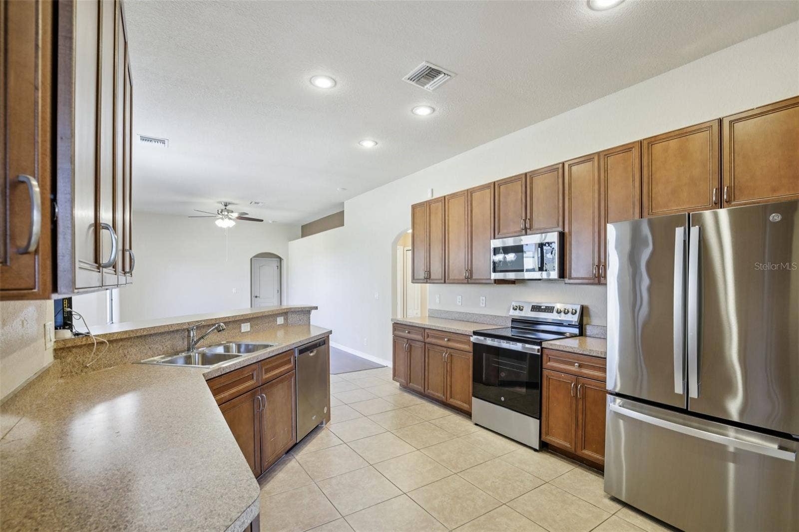 10048 LEBANON DRIVE, Port Charlotte, FL 33981 10048 LEBANON DRIVE, Port Charlotte, FL 33981