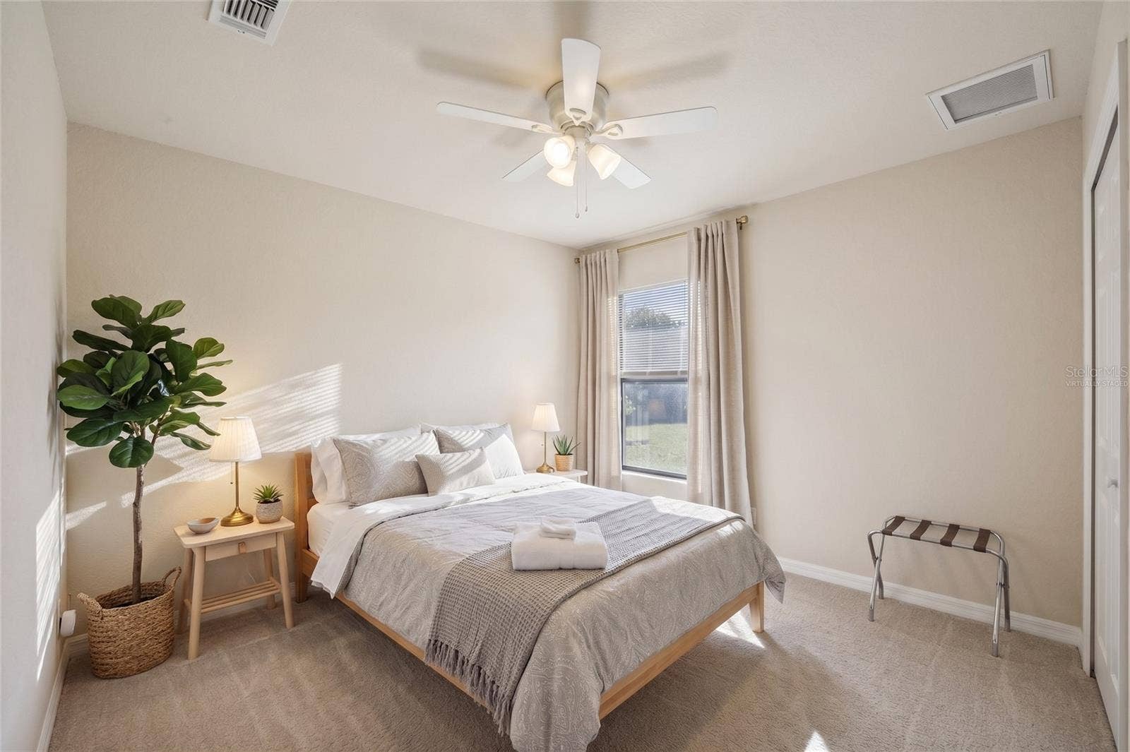 10048 LEBANON DRIVE, Port Charlotte, FL 33981 Virtually Staged