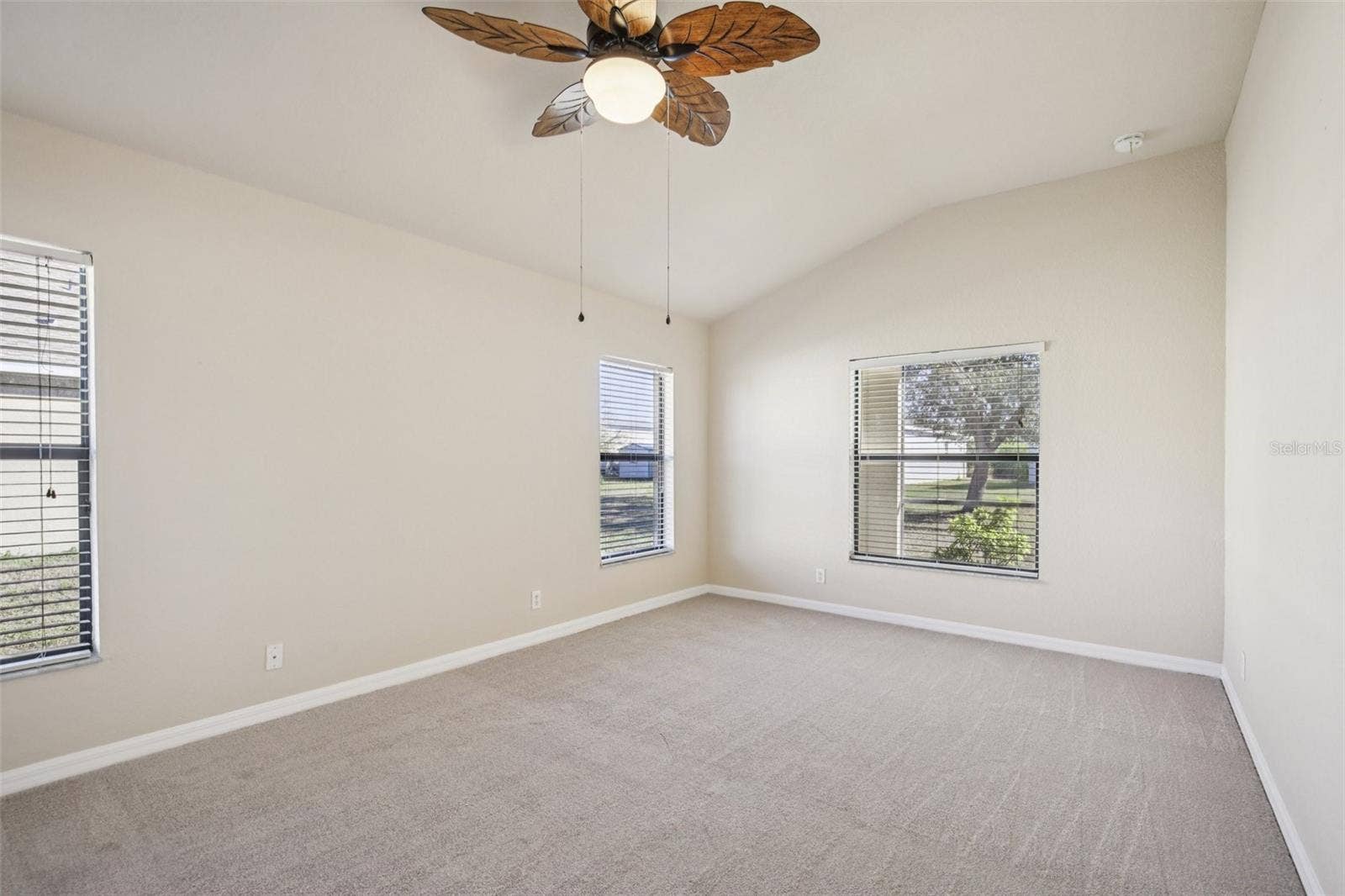 10048 LEBANON DRIVE, Port Charlotte, FL 33981 10048 LEBANON DRIVE, Port Charlotte, FL 33981
