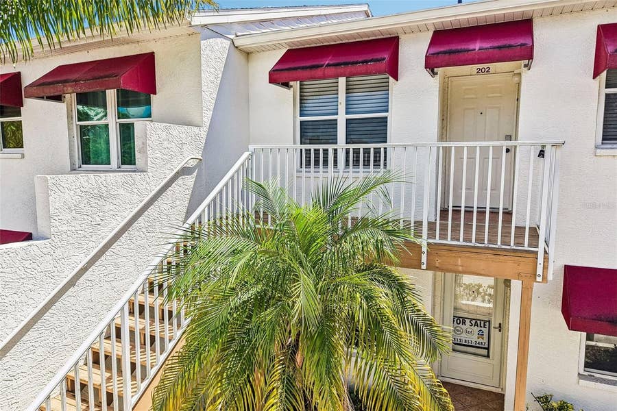 Property photo for 1400 WATER VIEW DRIVE W, #202, Largo, FL