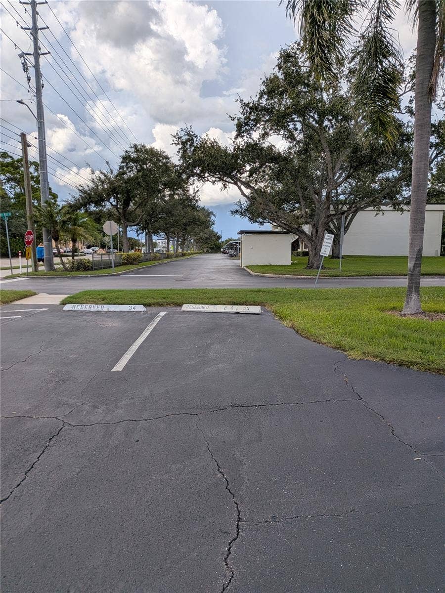 4885 1ST STREET NE, #216, St Petersburg, FL 33703 4885 1ST STREET NE, #216, St Petersburg, FL 33703