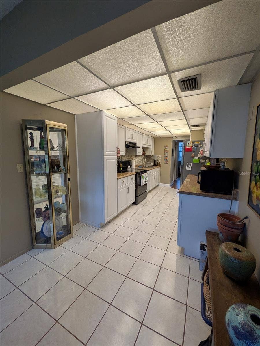 4885 1ST STREET NE, #216, St Petersburg, FL 33703 4885 1ST STREET NE, #216, St Petersburg, FL 33703