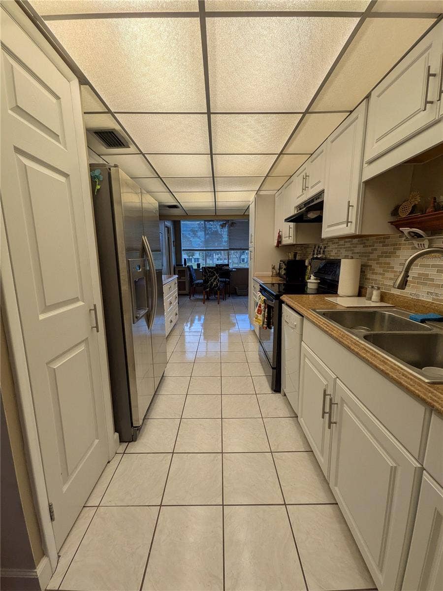 4885 1ST STREET NE, #216, St Petersburg, FL 33703 4885 1ST STREET NE, #216, St Petersburg, FL 33703