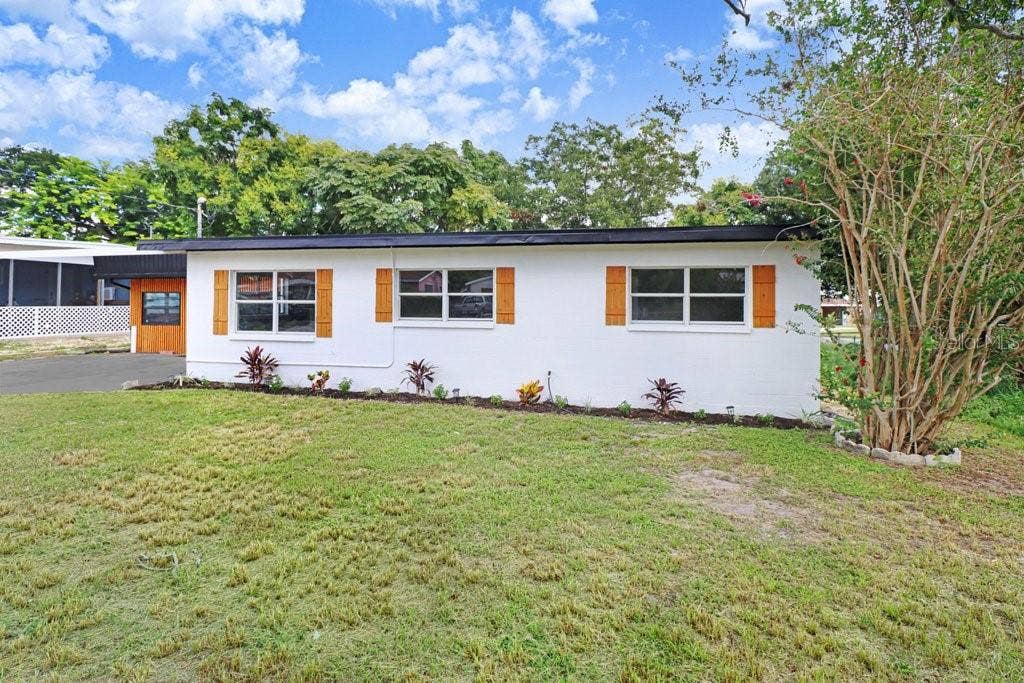 124 EDGEWATER DRIVE, Winter Haven, FL 33881 124 EDGEWATER DRIVE, Winter Haven, FL 33881