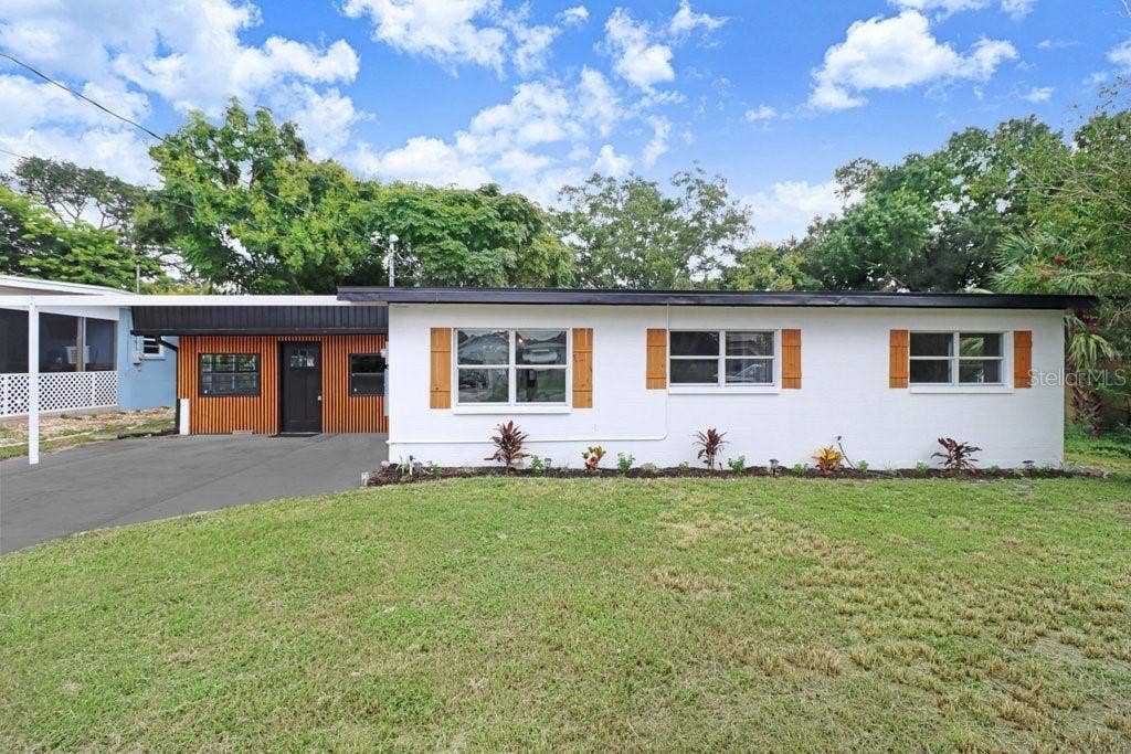124 EDGEWATER DRIVE, Winter Haven, FL 33881 124 EDGEWATER DRIVE, Winter Haven, FL 33881