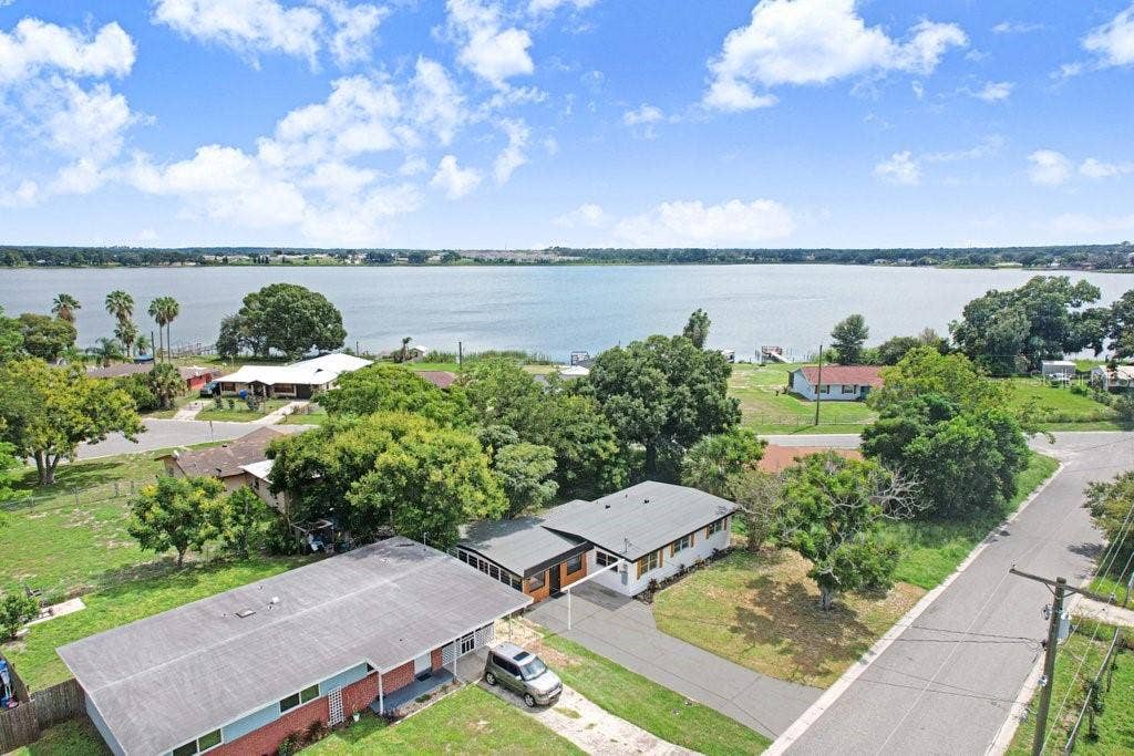 124 EDGEWATER DRIVE, Winter Haven, FL 33881 124 EDGEWATER DRIVE, Winter Haven, FL 33881