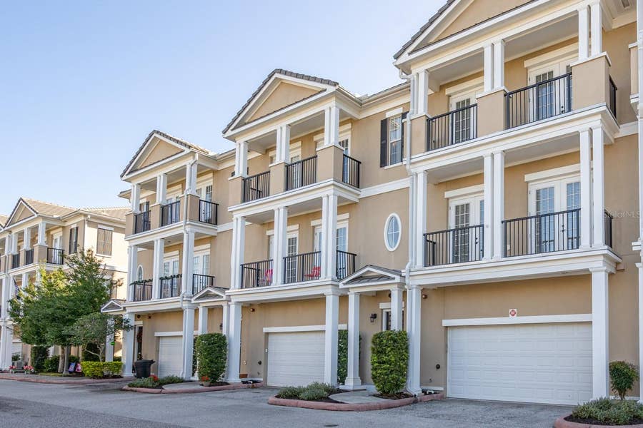 Property photo for 390 NEWBURY PLACE N, St Petersburg, FL