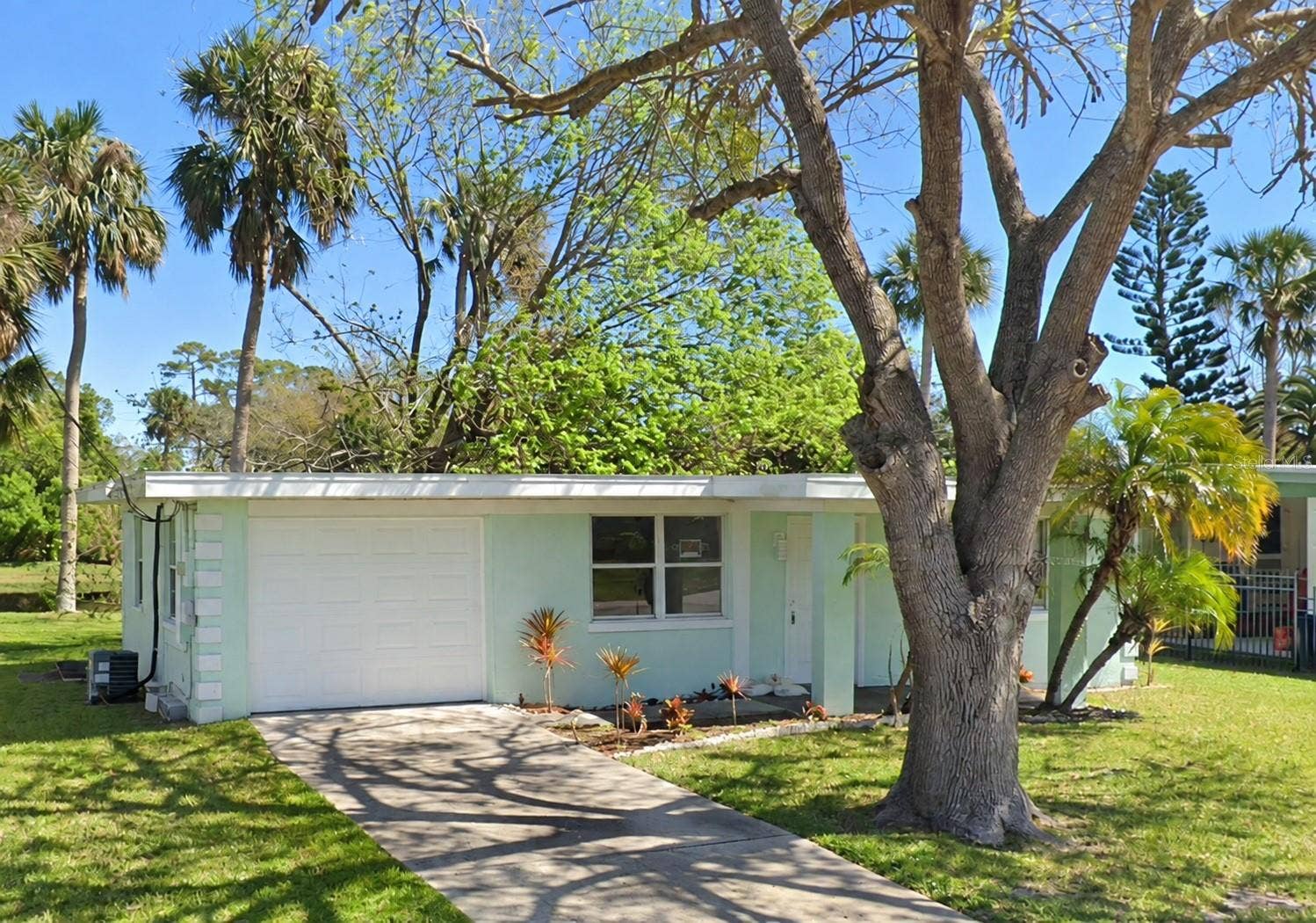 414 JEFFERSON AVENUE, Port Orange, FL 32127