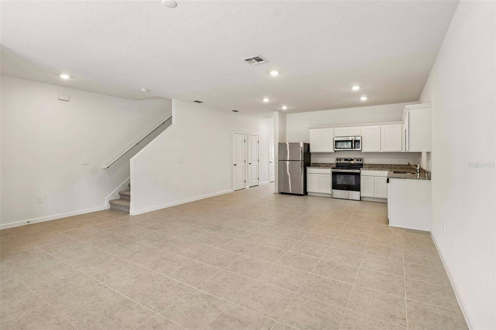 217 MERCER STREET, Deland, FL 32720 217 MERCER STREET, Deland, FL 32720