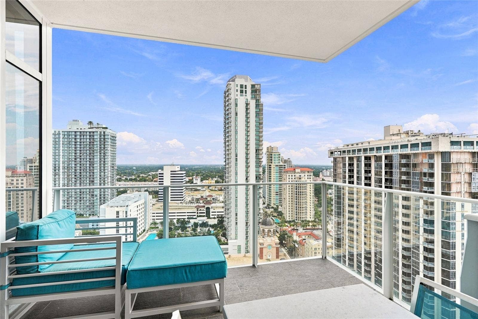 175 1ST STREET S, #2701, St Petersburg, FL 33701 private terrace access from primary bedroom
