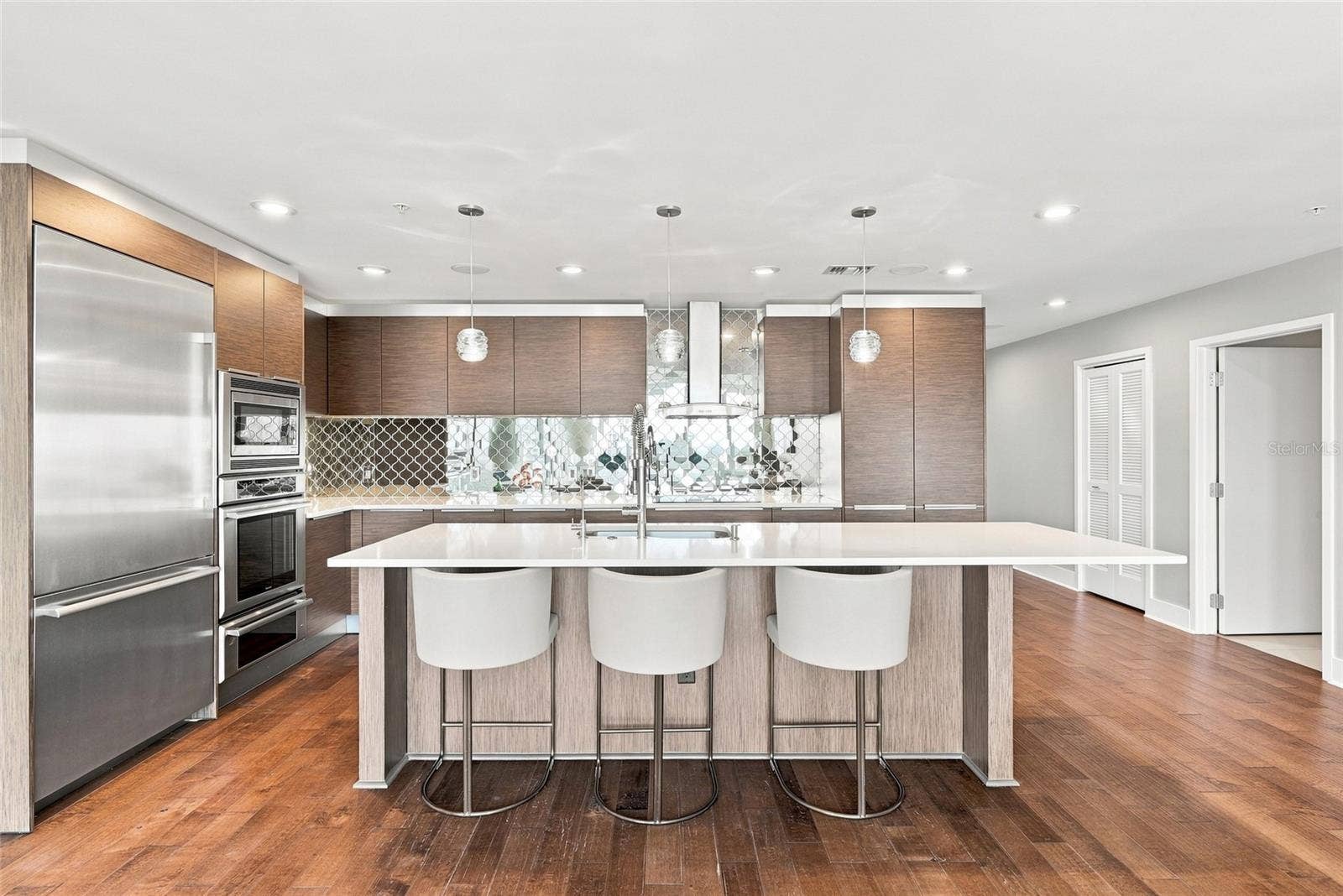175 1ST STREET S, #2701, St Petersburg, FL 33701 175 1ST STREET S, #2701, St Petersburg, FL 33701