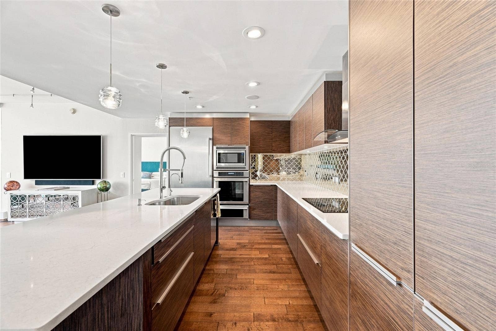 175 1ST STREET S, #2701, St Petersburg, FL 33701 175 1ST STREET S, #2701, St Petersburg, FL 33701