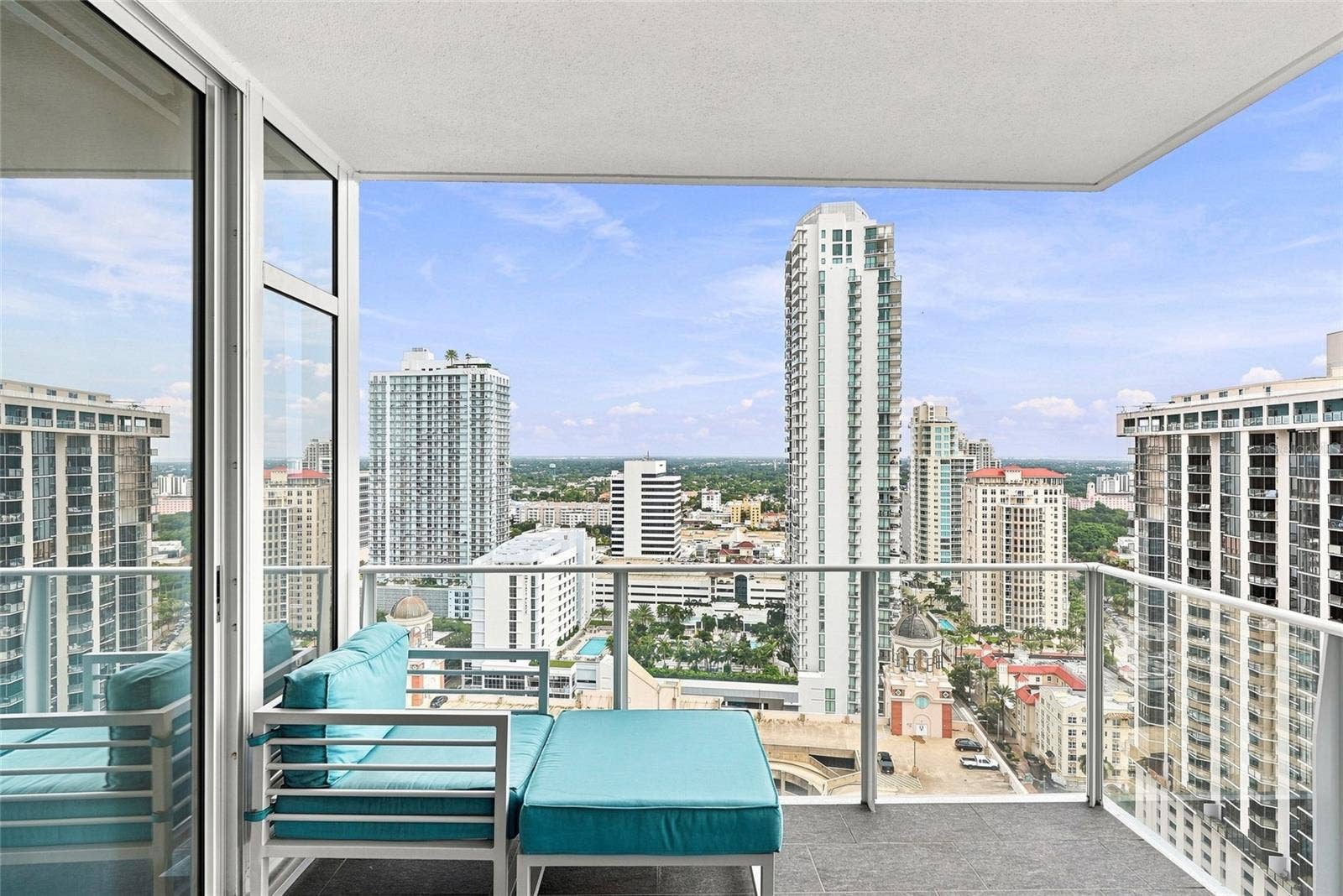 175 1ST STREET S, #2701, St Petersburg, FL 33701 private terrace access from primary bedroom