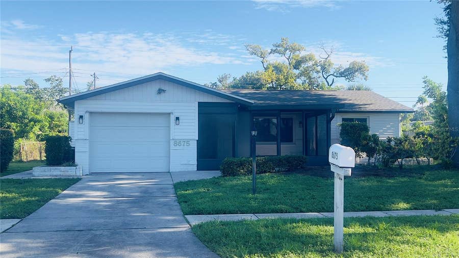 Property photo for 8675 LANTANA DRIVE, Seminole, FL