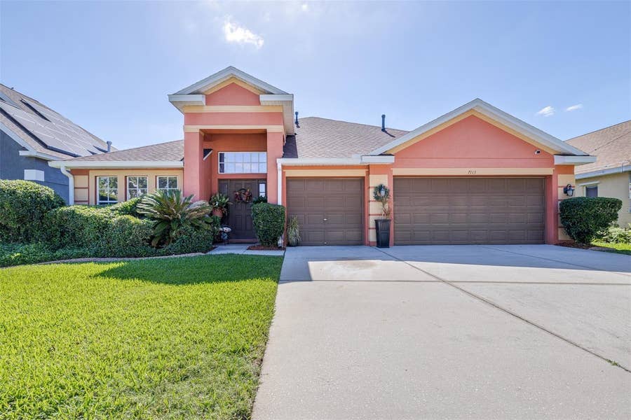 Property photo for 7113 CROMWELL PARK LANE, Apollo Beach, FL