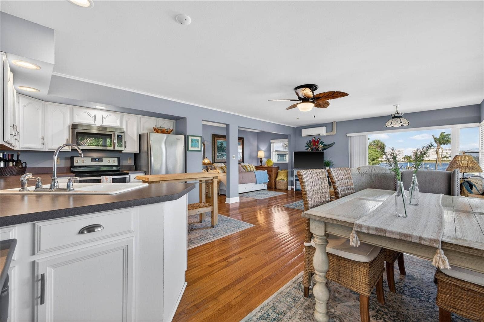 7740 BOCA CIEGA DRIVE, #201, St Pete Beach, FL 33706 7740 BOCA CIEGA DRIVE, #201, St Pete Beach, FL 33706