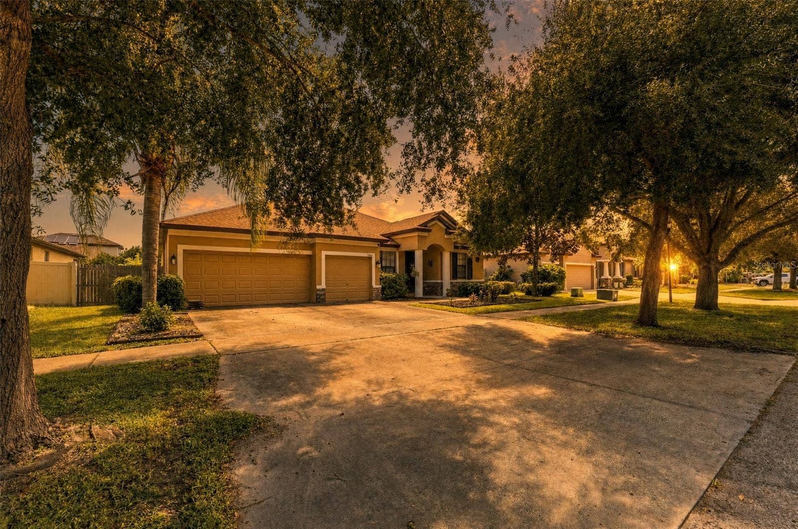 9808 CARR ROAD, Riverview, FL 33569 9808 CARR ROAD, Riverview, FL 33569