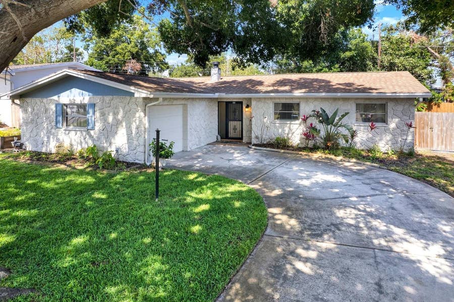 Property photo for 8253 137TH LANE, Seminole, FL