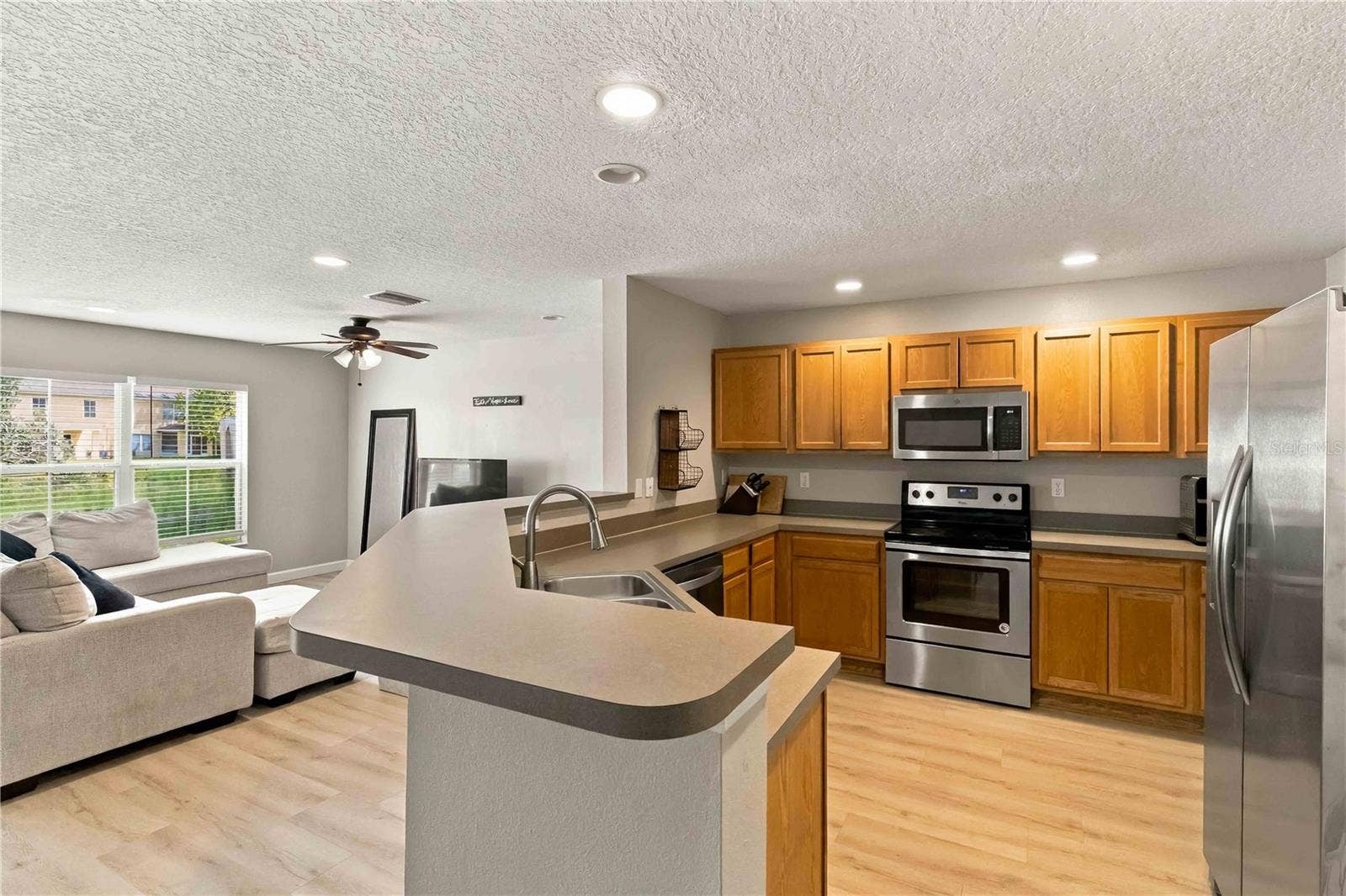 10810 JOHANNA AVENUE, Riverview, FL 33578 10810 JOHANNA AVENUE, Riverview, FL 33578
