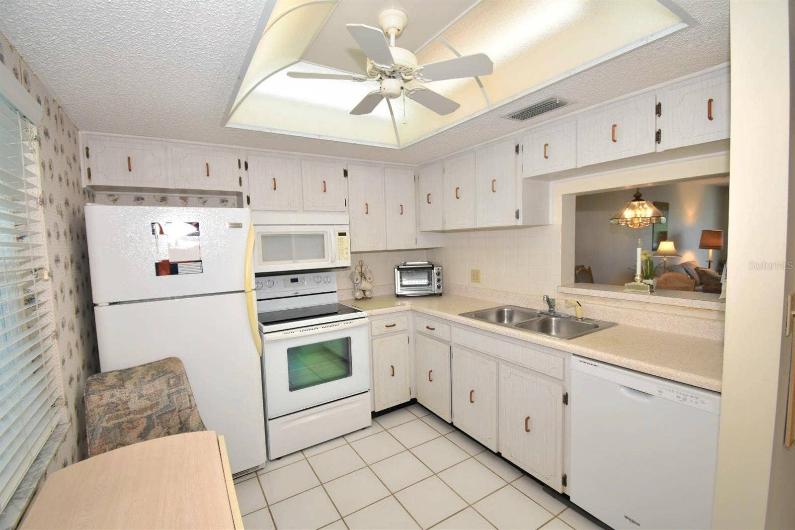 948 VIRGINIA STREET, #210, Dunedin, FL 34698