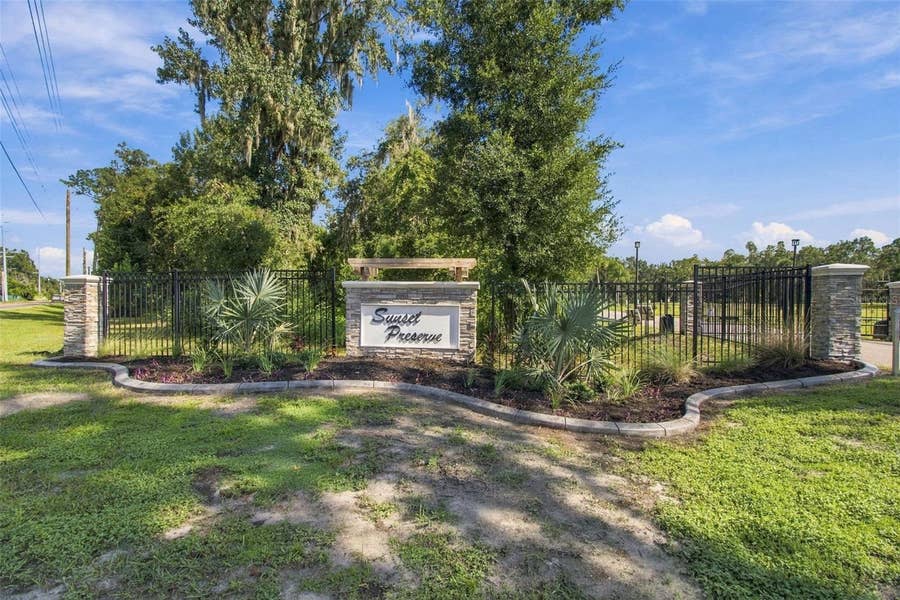 Property photo for 867 SUNSET LANE, Lutz, FL