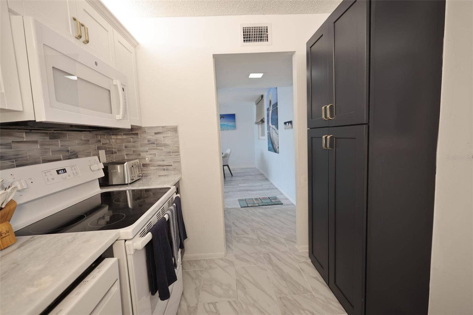 7560 BAY ISLAND DRIVE S, #345, South Pasadena, FL 33707 7560 BAY ISLAND DRIVE S, #345, South Pasadena, FL 33707