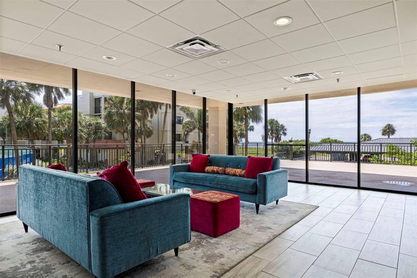7600 BAYSHORE DRIVE, #208, Treasure Island, FL 33706 7600 BAYSHORE DRIVE, #208, Treasure Island, FL 33706