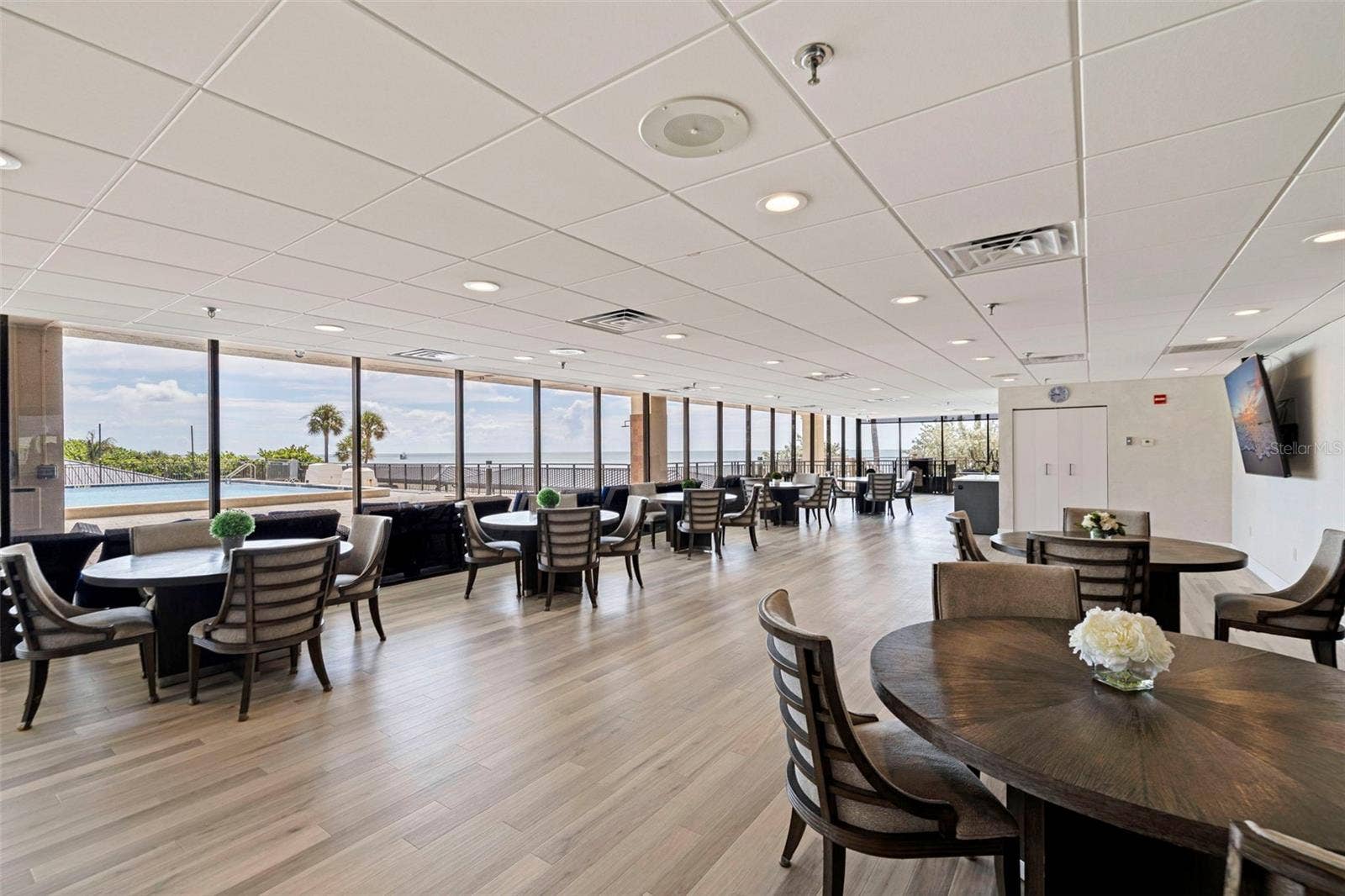 7600 BAYSHORE DRIVE, #208, Treasure Island, FL 33706 7600 BAYSHORE DRIVE, #208, Treasure Island, FL 33706