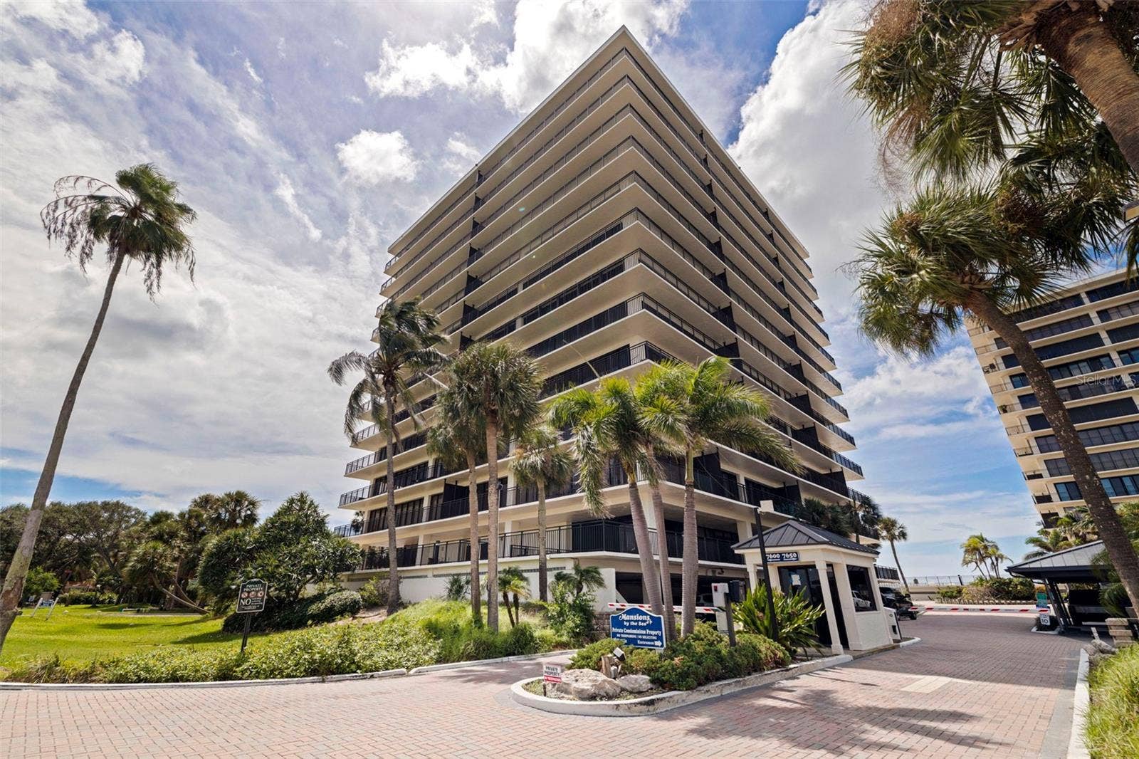 7600 BAYSHORE DRIVE, #208, Treasure Island, FL 33706 7600 BAYSHORE DRIVE, #208, Treasure Island, FL 33706