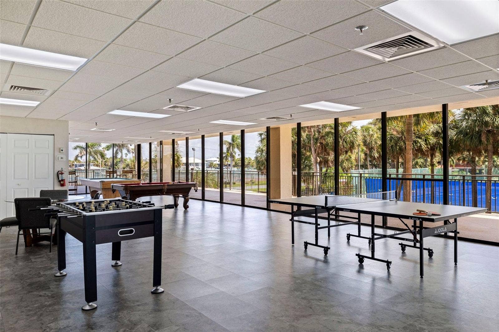 7600 BAYSHORE DRIVE, #208, Treasure Island, FL 33706 7600 BAYSHORE DRIVE, #208, Treasure Island, FL 33706
