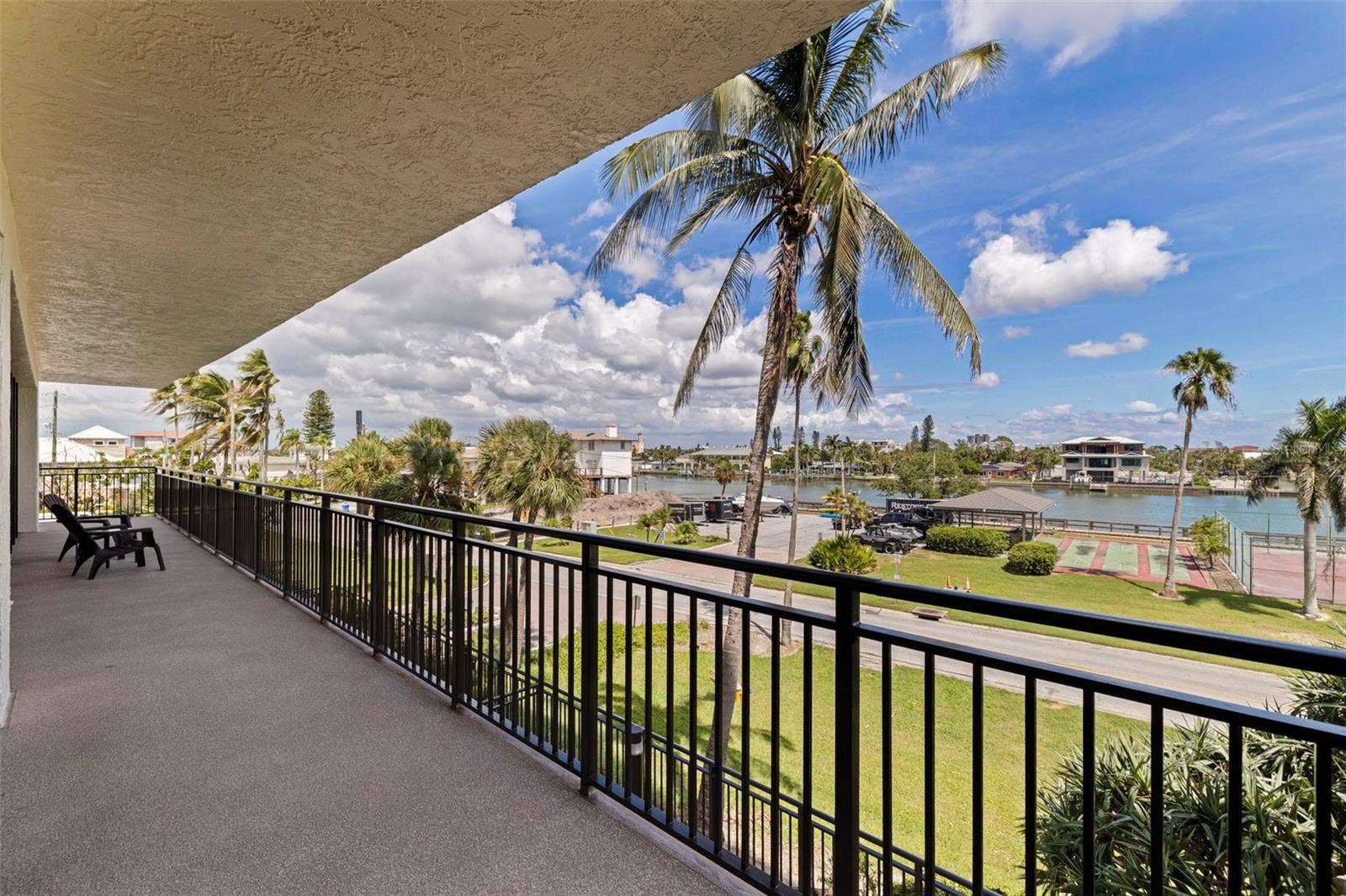 7600 BAYSHORE DRIVE, #208, Treasure Island, FL 33706 7600 BAYSHORE DRIVE, #208, Treasure Island, FL 33706