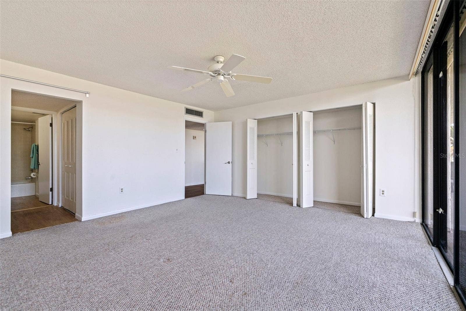 7600 BAYSHORE DRIVE, #208, Treasure Island, FL 33706 7600 BAYSHORE DRIVE, #208, Treasure Island, FL 33706