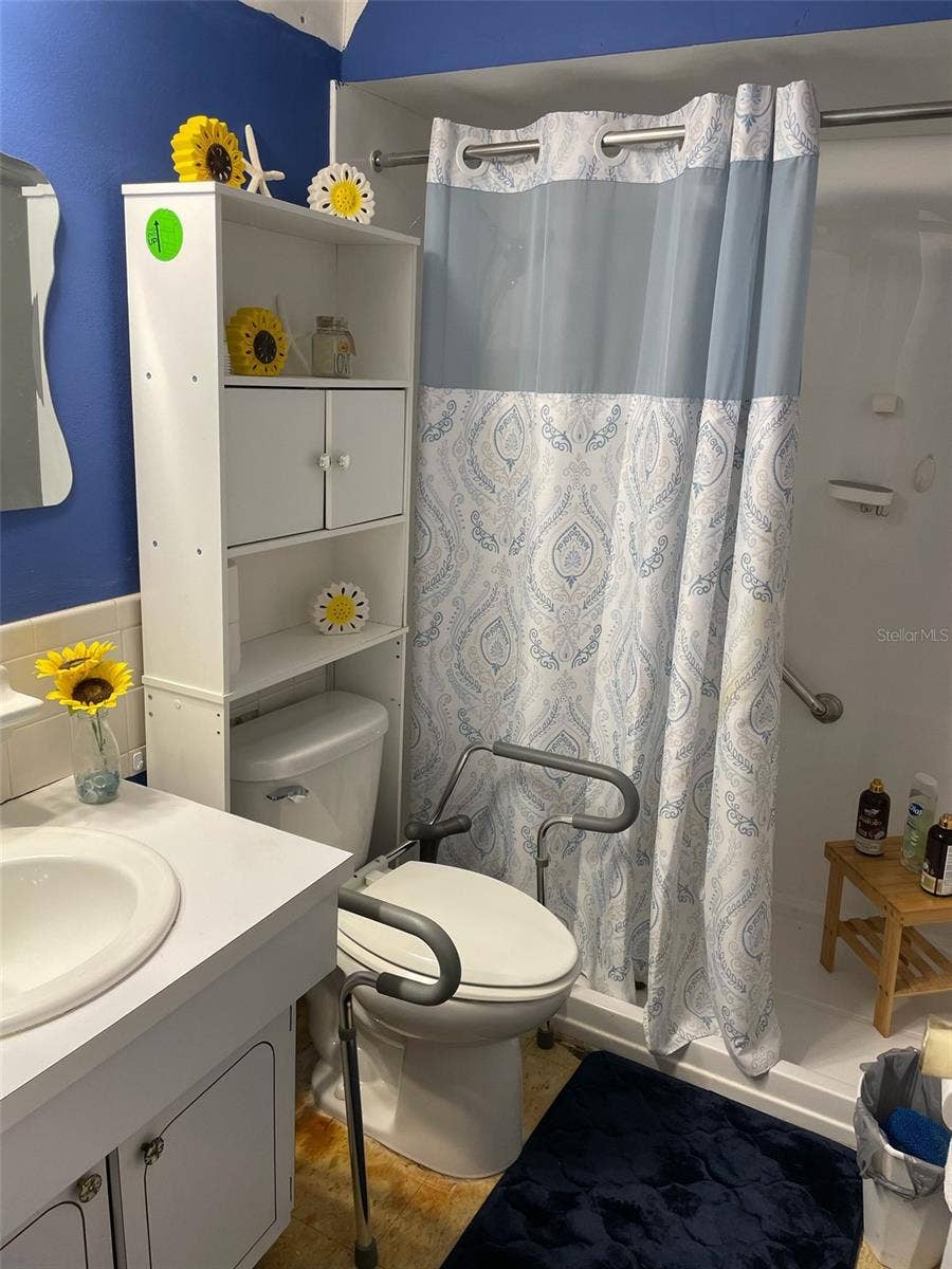 4217 ARBY PLACE, #4217, New Port Richey, FL 34652 Handicap ready bathroom with walk-in shower.