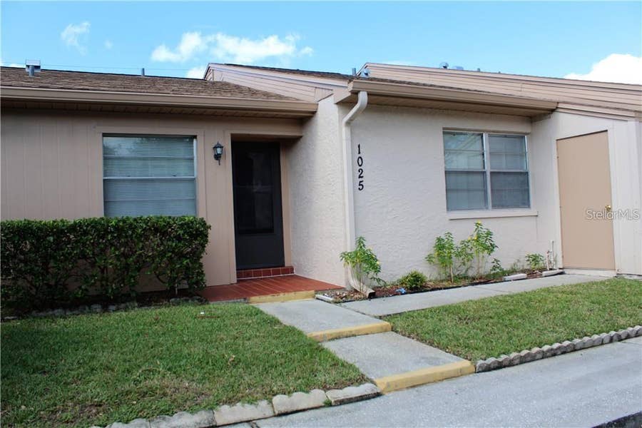 Property photo for 1025 BOWSPRIT LANE, Holiday, FL