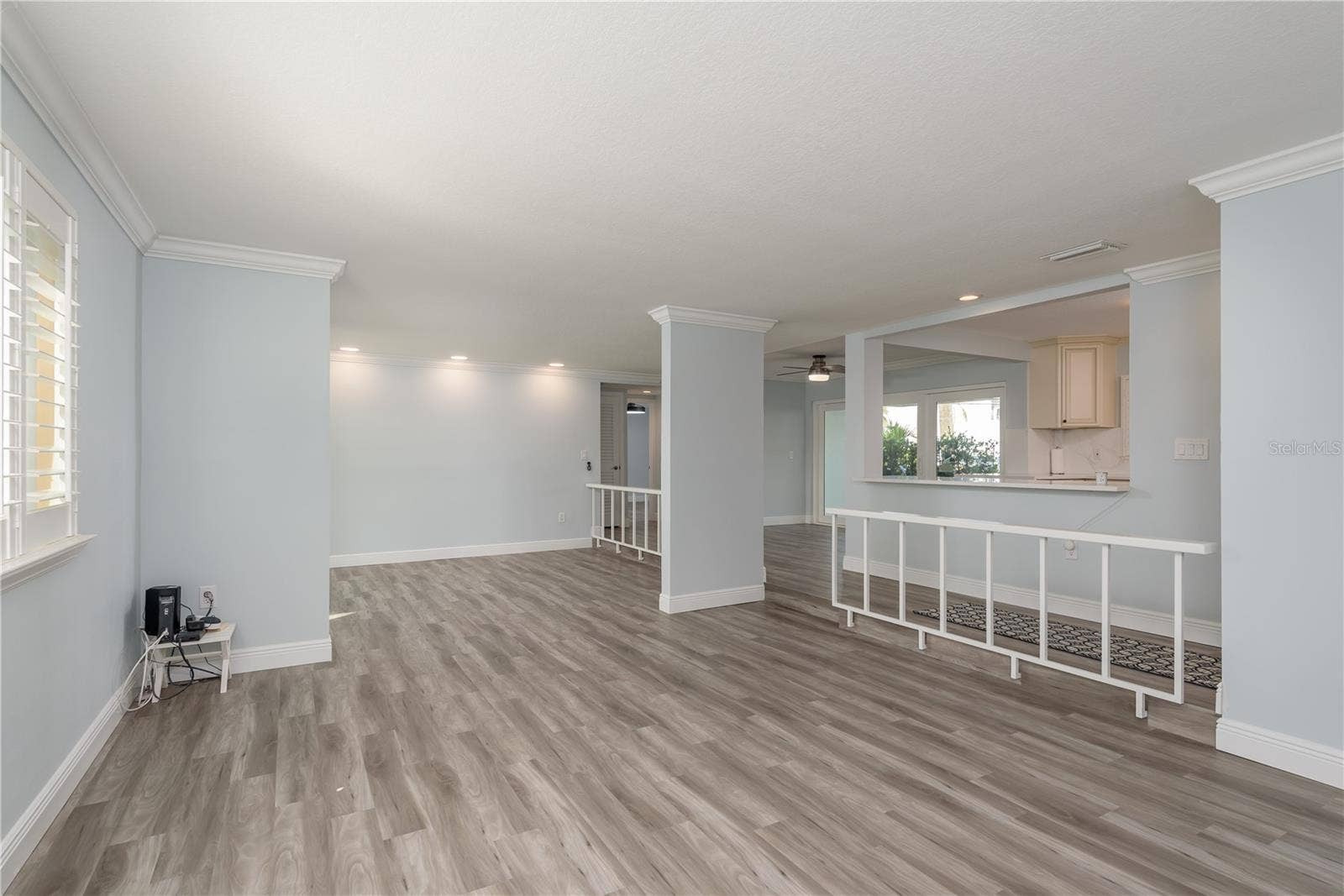 311 ISLAND WAY, #101, Clearwater, FL 33767 Family Room
