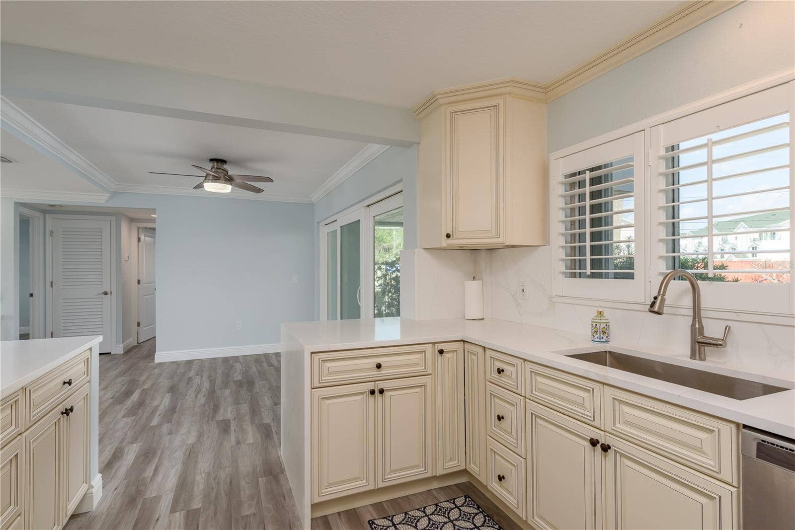 311 ISLAND WAY, #101, Clearwater, FL 33767 311 ISLAND WAY, #101, Clearwater, FL 33767