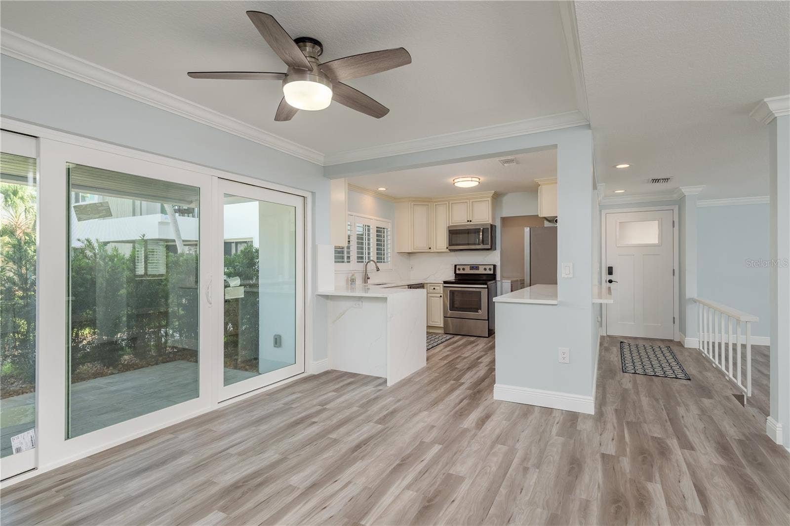 311 ISLAND WAY, #101, Clearwater, FL 33767 311 ISLAND WAY, #101, Clearwater, FL 33767
