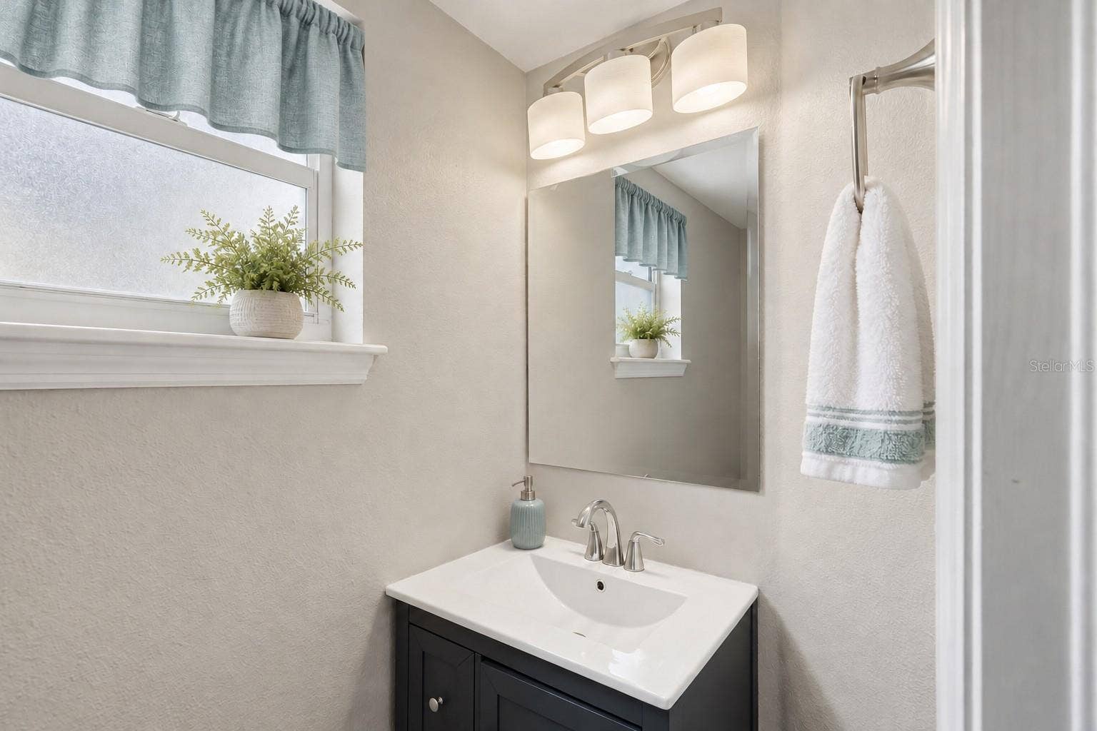 1585 PINELLAS BAYWAY S, Tierra Verde, FL 33715 1585 PINELLAS BAYWAY S, Tierra Verde, FL 33715