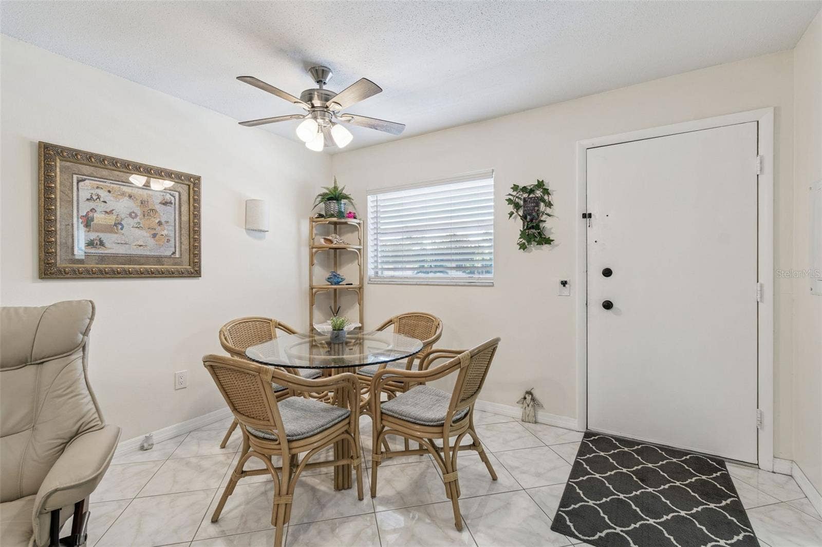 2750 E BAY DRIVE, #12B, Largo, FL 33771 Dining room