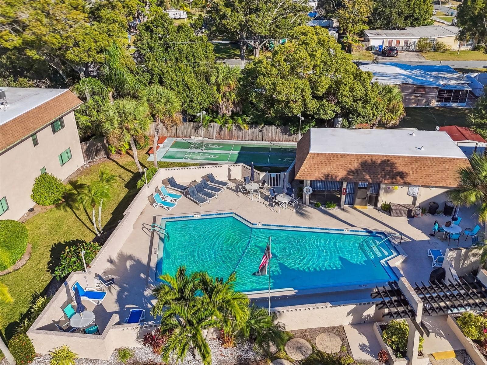 2750 E BAY DRIVE, #12B, Largo, FL 33771 2750 E BAY DRIVE, #12B, Largo, FL 33771