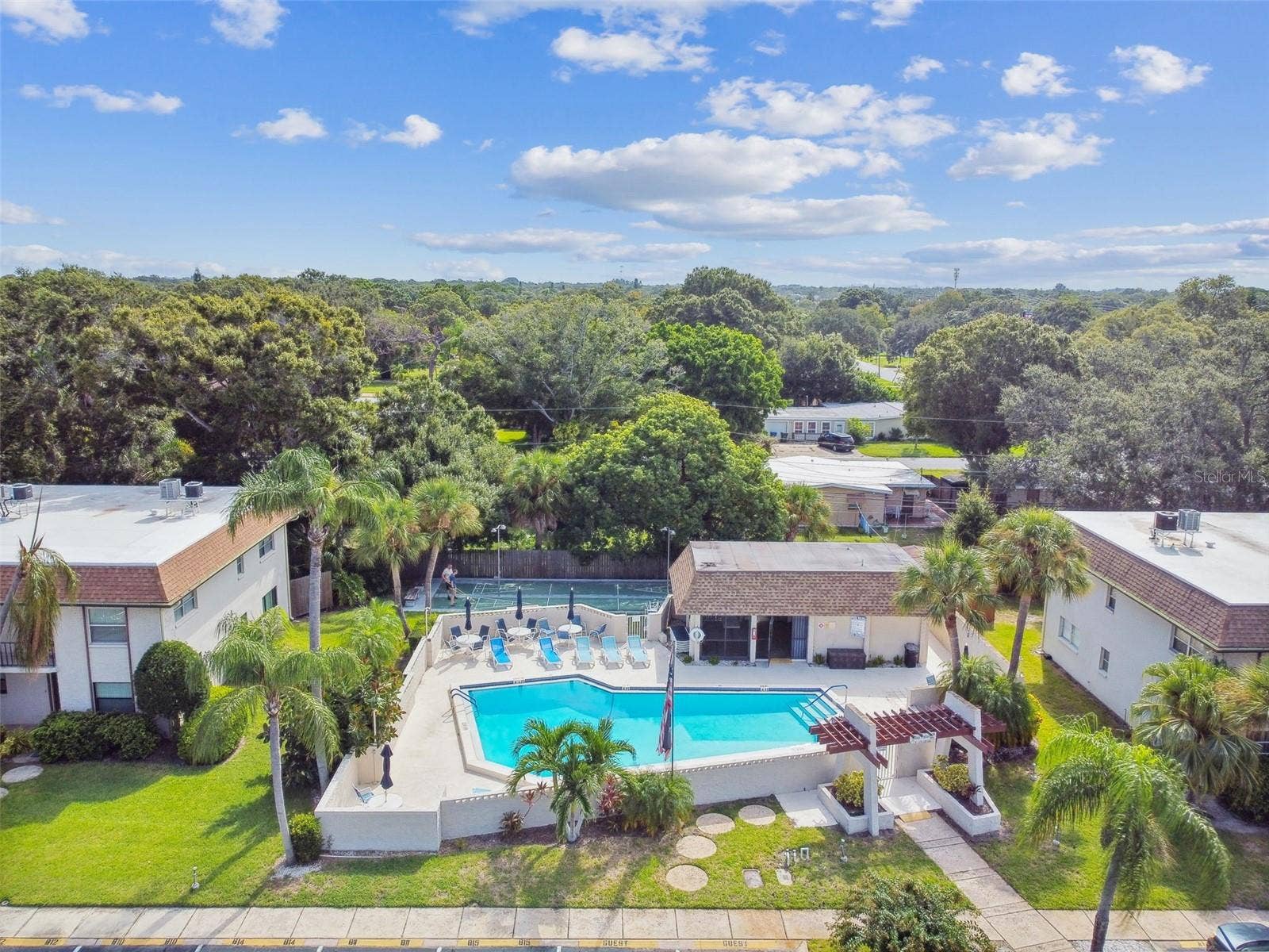 2750 E BAY DRIVE, #12B, Largo, FL 33771 2750 E BAY DRIVE, #12B, Largo, FL 33771