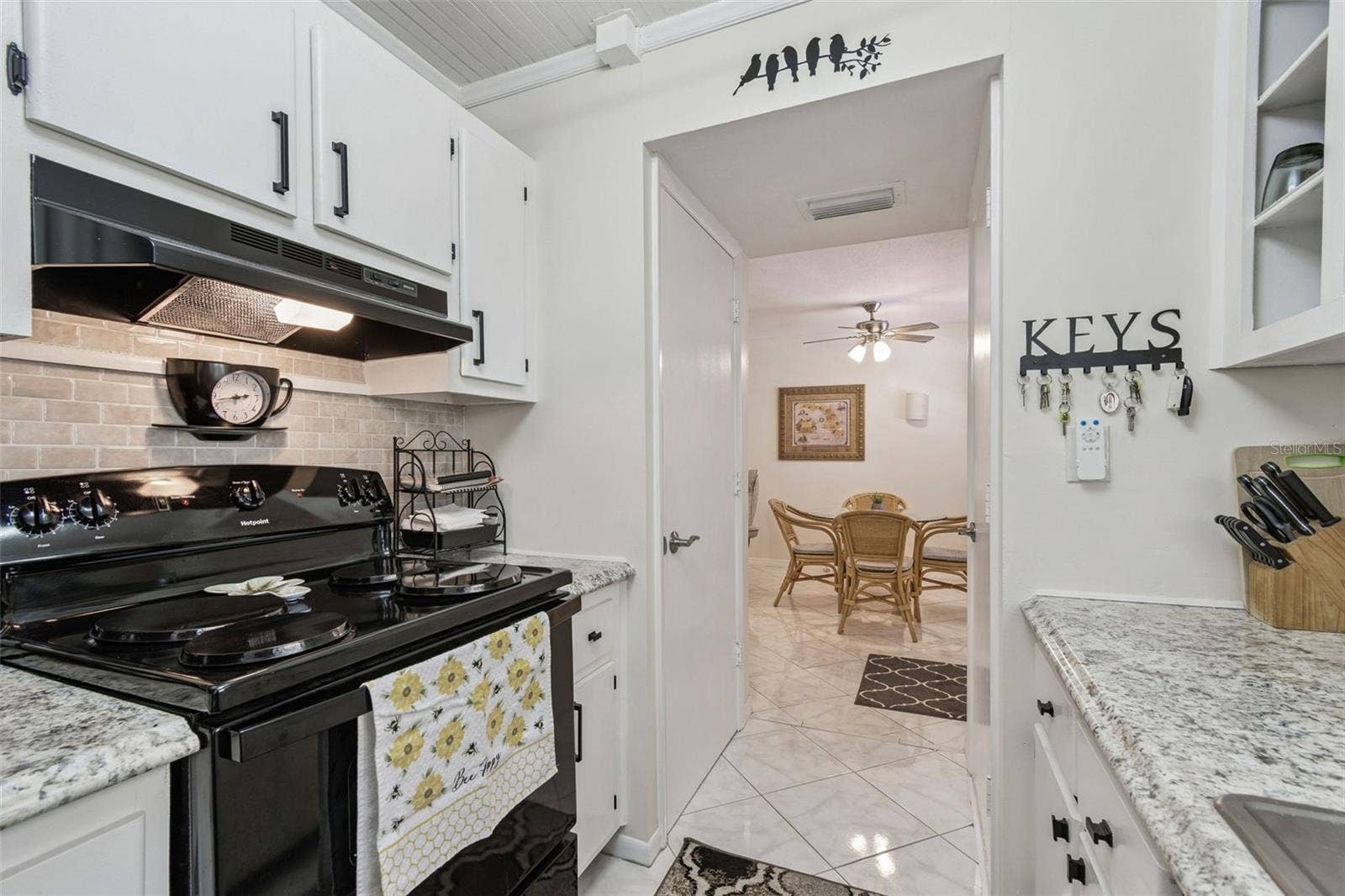 2750 E BAY DRIVE, #12B, Largo, FL 33771 2750 E BAY DRIVE, #12B, Largo, FL 33771