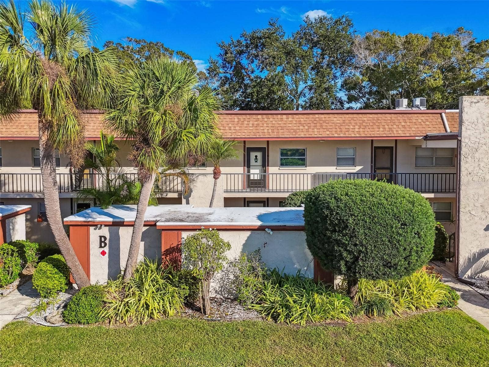 2750 E BAY DRIVE, #12B, Largo, FL 33771 2750 E BAY DRIVE, #12B, Largo, FL 33771