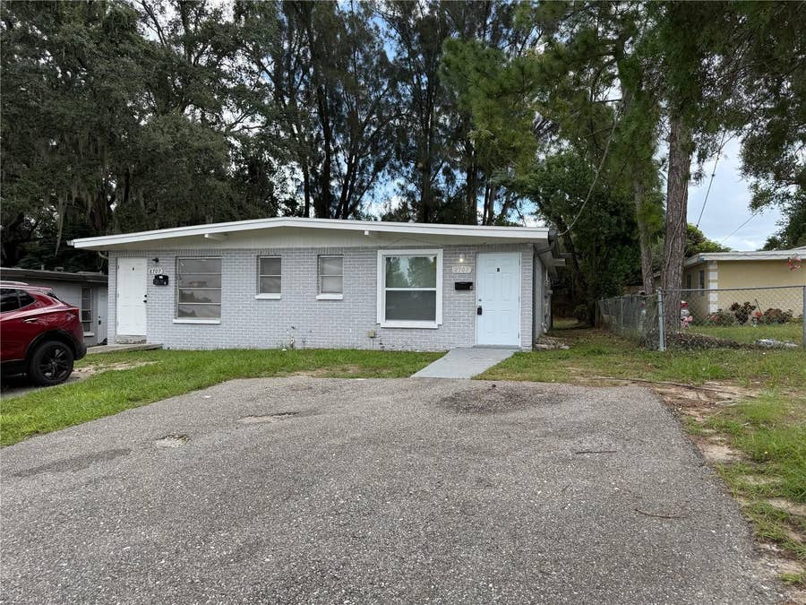 Property photo for 8707 N MANDARINE PLACE, #B, Tampa, FL
