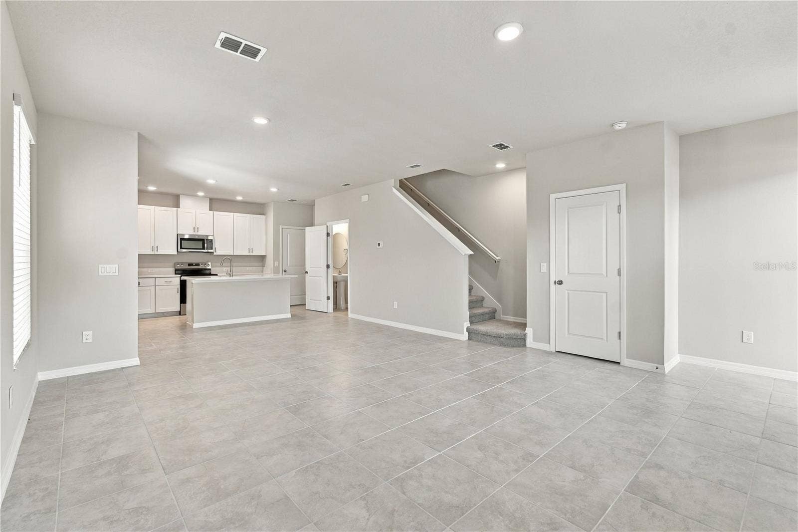 1193 WILD CREST LANE, Daytona Beach, FL 32117 Family Room