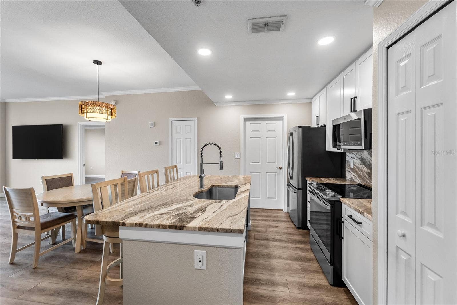 700 S HARBOUR ISLAND BOULEVARD, #323, Tampa, FL 33602