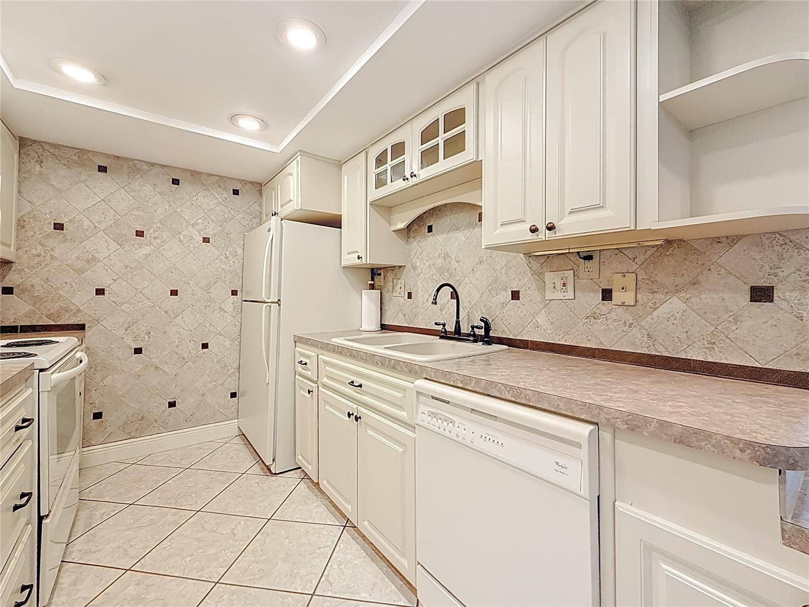 400 64TH AVENUE, #1204, St Pete Beach, FL 33706 400 64TH AVENUE, #1204, St Pete Beach, FL 33706