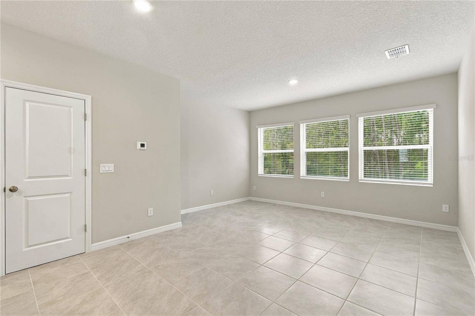 1184 WILD CREST LANE, Daytona Beach, FL 32117 Family Room
