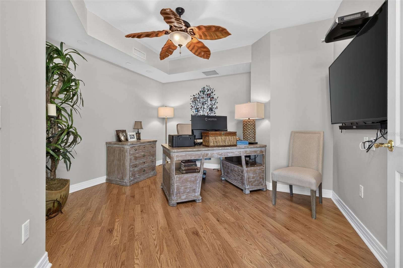 400 BEACH DRIVE NE, #1004, St Petersburg, FL 33701