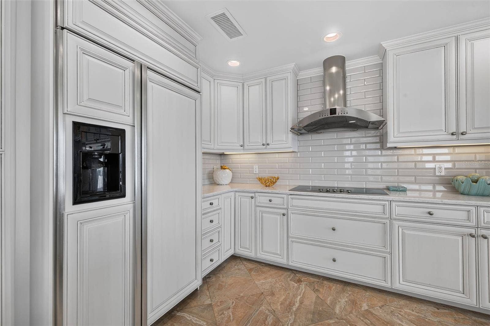 400 BEACH DRIVE NE, #1004, St Petersburg, FL 33701